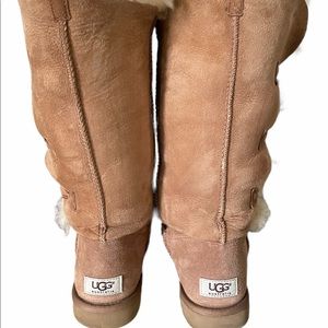Ugg Bailey Suede Button Triplet ll 💦 water Repellent Boots